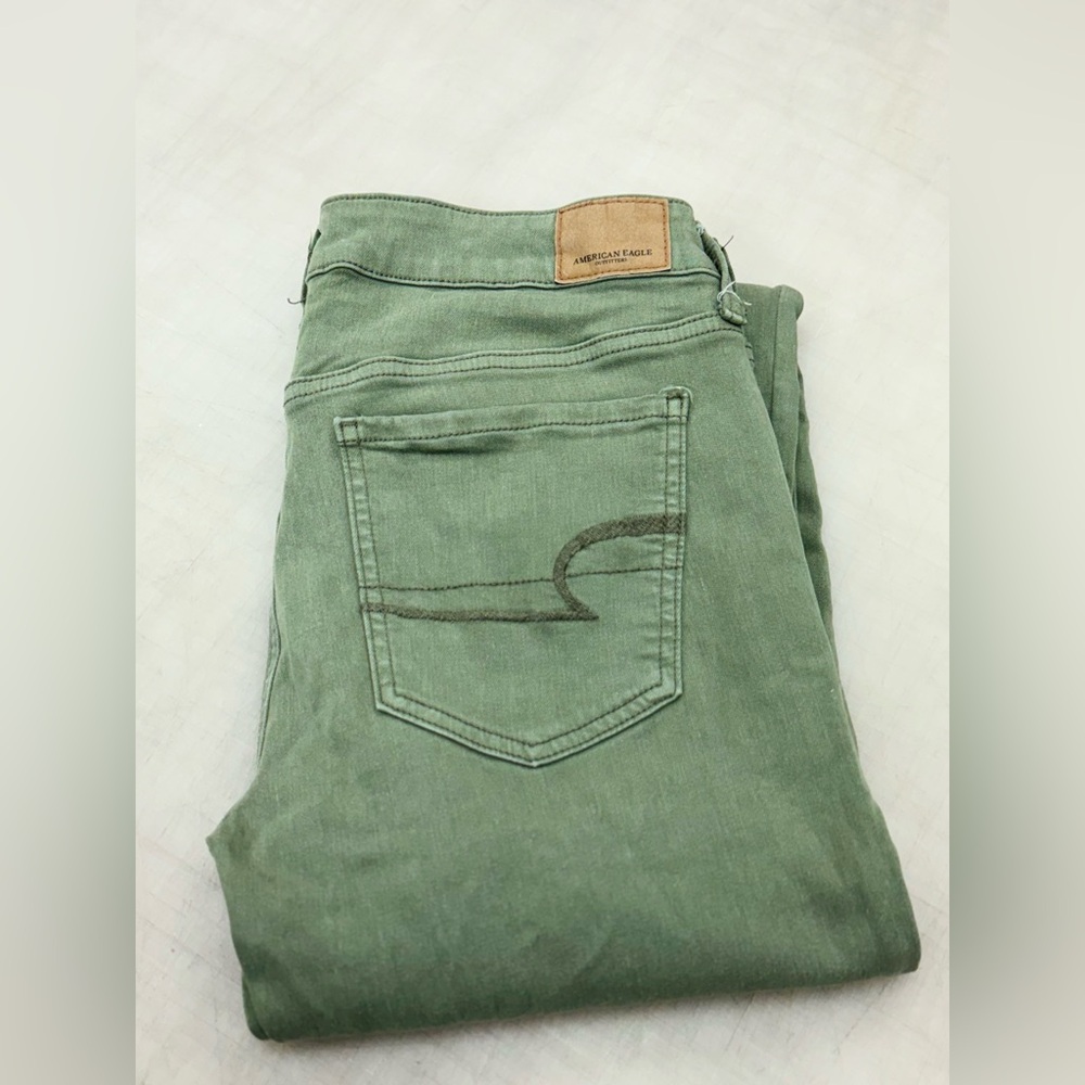 americaneagle jeans green  olive  super stretch x like new size 8